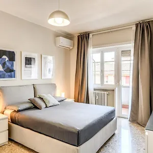 Holydom71 Apartment